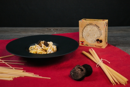 Cacio e Pepe Tartufo nero
