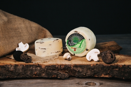 Caciotta Tartufo Nero